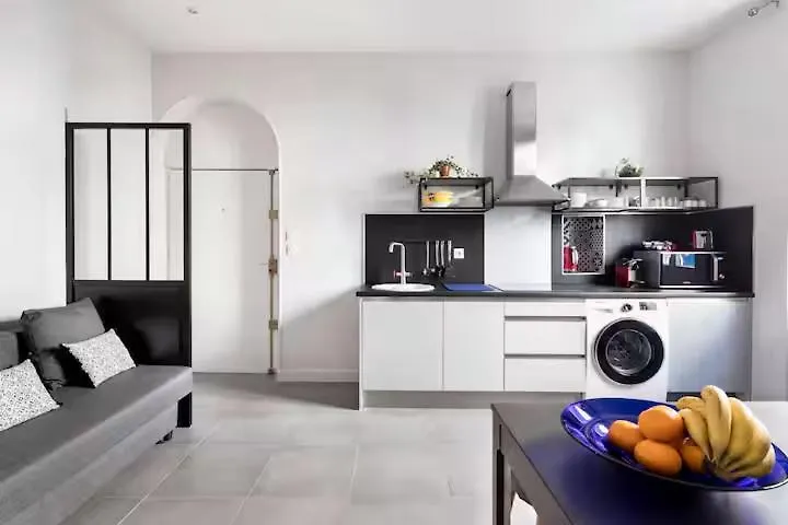 Mon Logis Apartment Paris